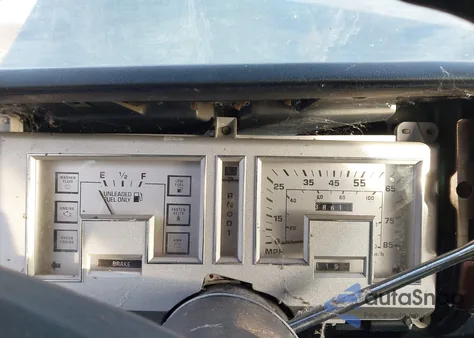 1989 Mercury Grand Marquis Gs from USA, damaged, VIN 2MEBM74F0KX724293